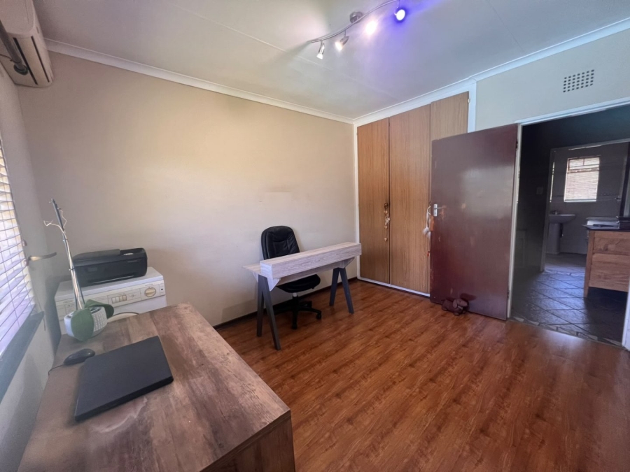 3 Bedroom Property for Sale in Roodia Free State